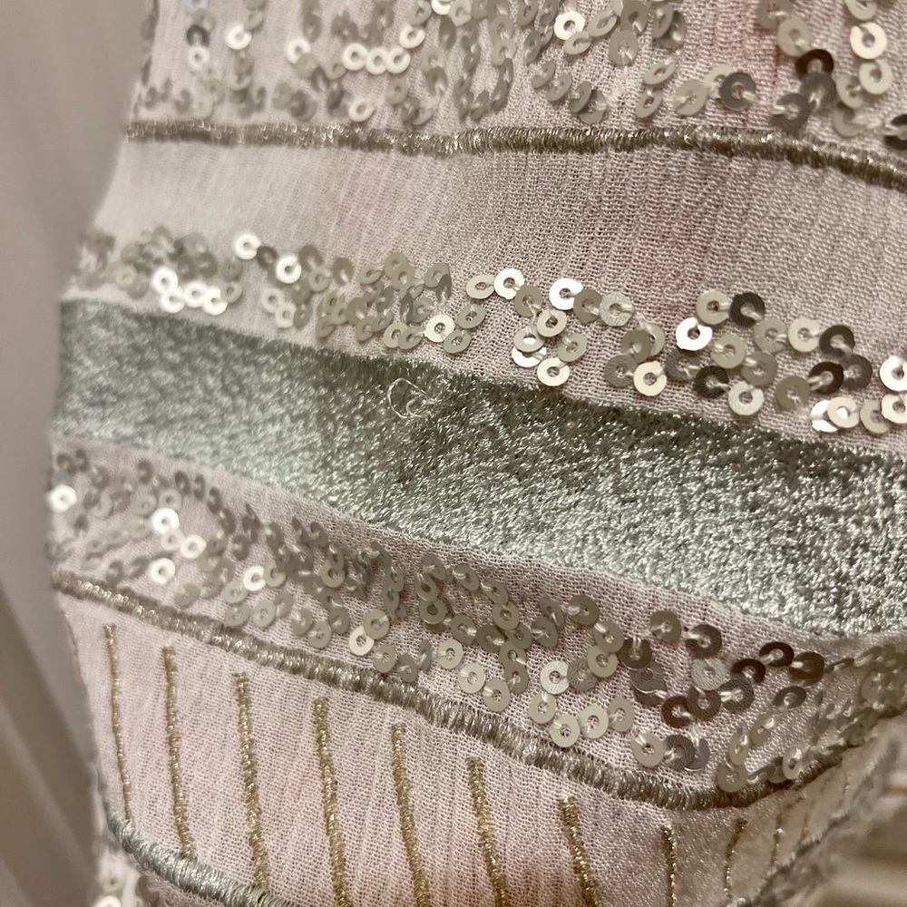 Abercrombie & Fitch Sequin Embroidered Tank Top - Picture 11 of 15